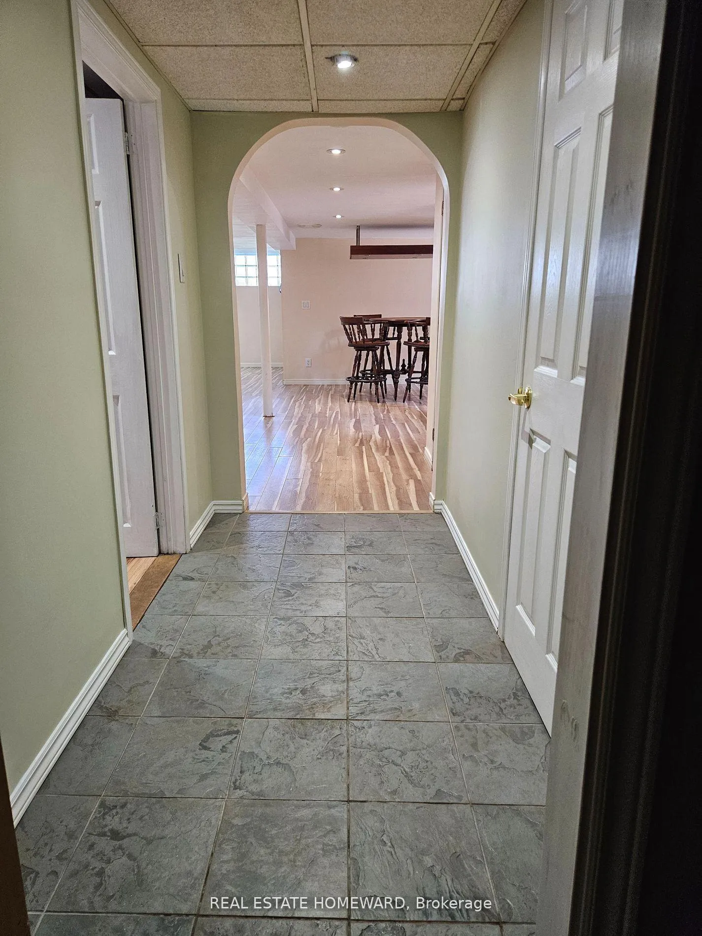 Photo 6 of Unit Lower, 1405 Garvolin Avenue, Pickering, Bay Ridges — HOMEH