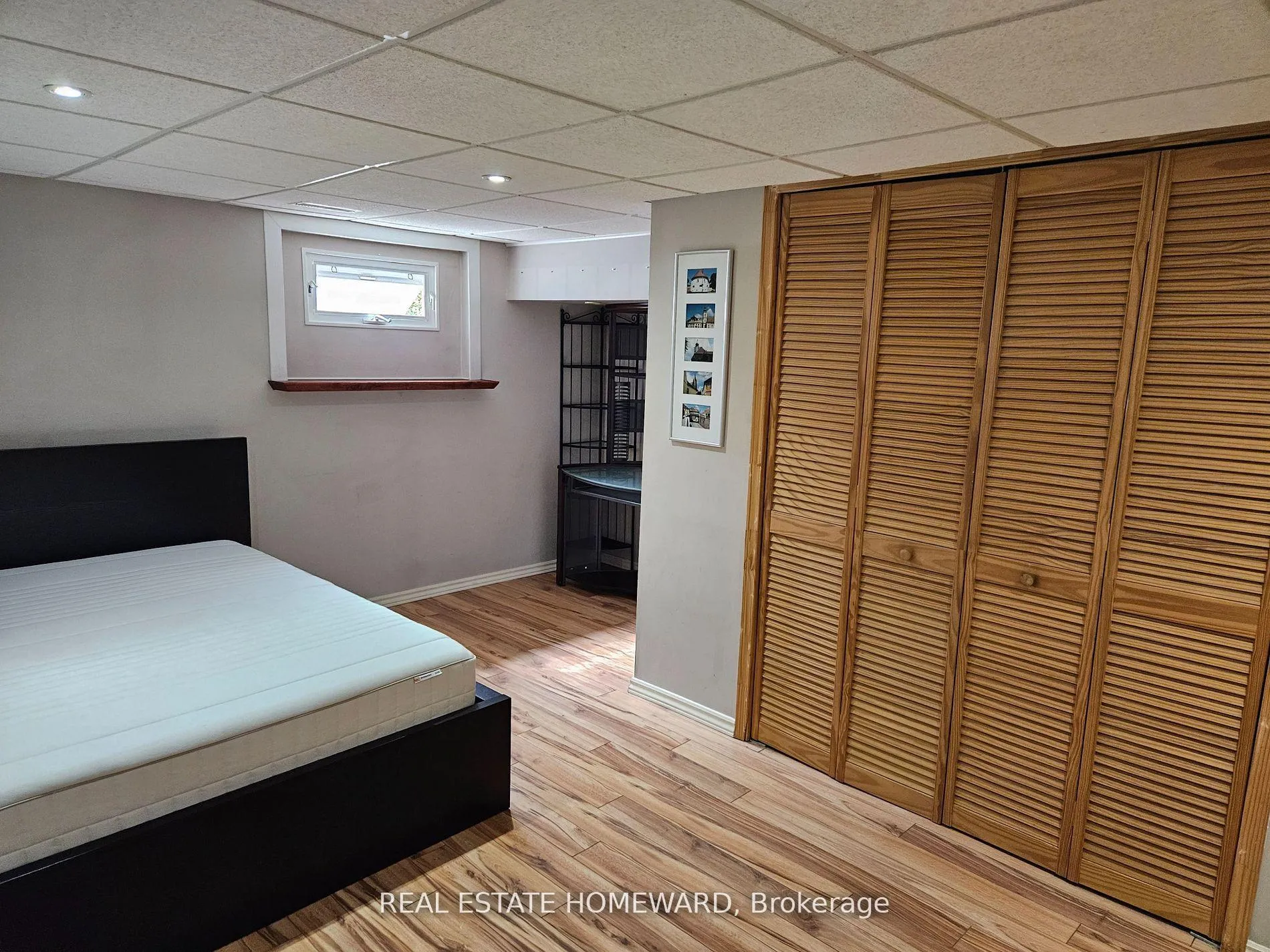 Photo 7 of Unit Lower, 1405 Garvolin Avenue, Pickering, Bay Ridges — HOMEH