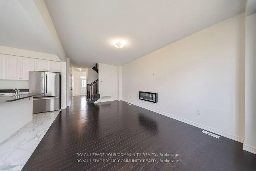 Photo 15 of 727 Potawatomi Crescent, Shelburne — HOMEH