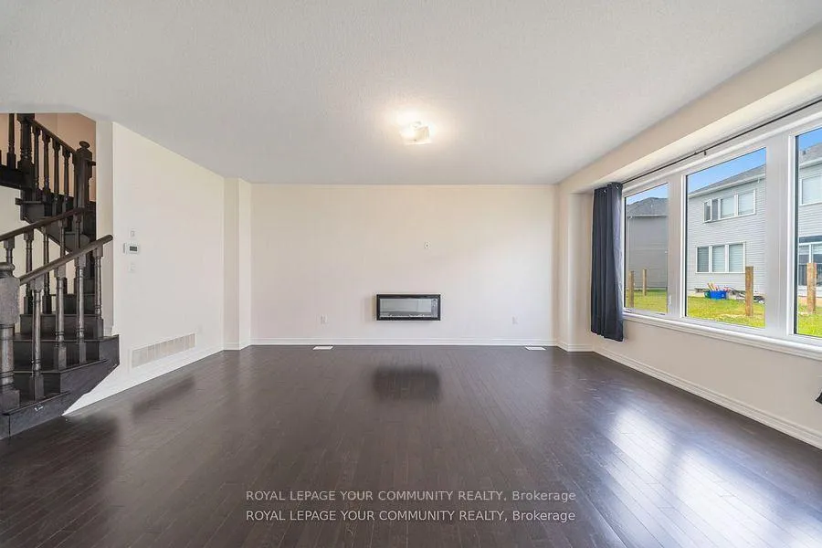 Photo 16 of 727 Potawatomi Crescent, Shelburne — HOMEH