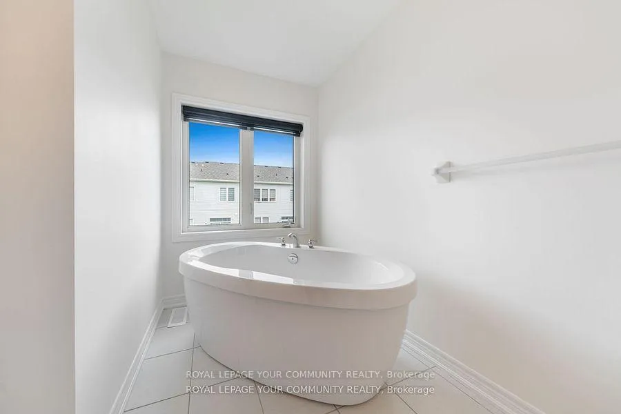 Photo 35 of 727 Potawatomi Crescent, Shelburne — HOMEH