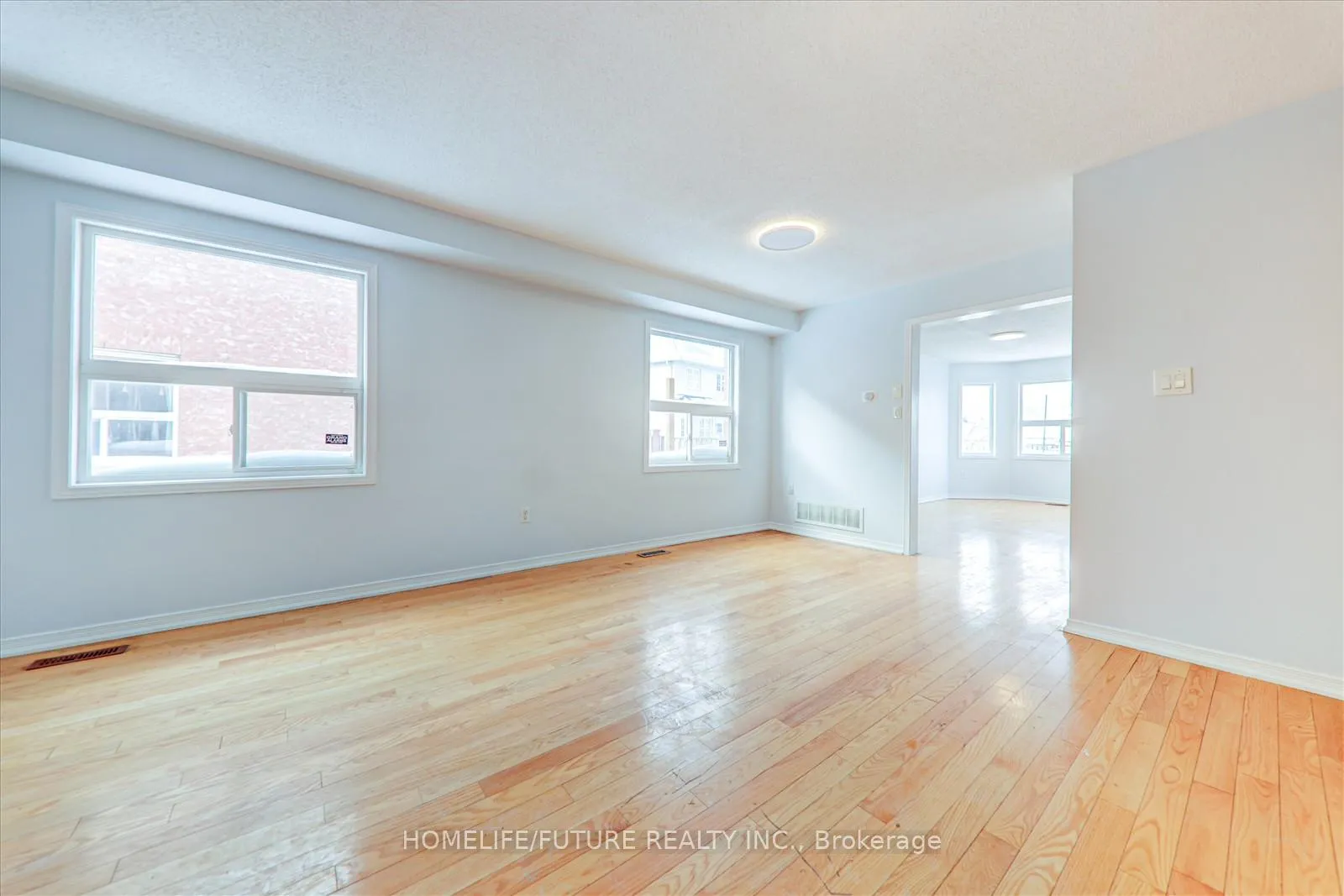 Photo 9 of Unit Main, 147 Passfield Trail, Brampton, Brampton East — HOMEH