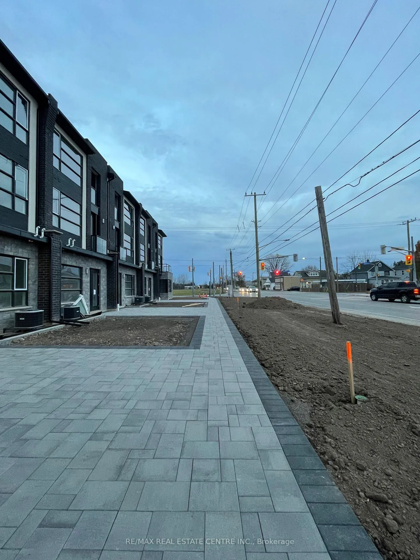 Photo 42 of 63 Warren Trail, Welland, Lincoln/Crowland — HOMEH