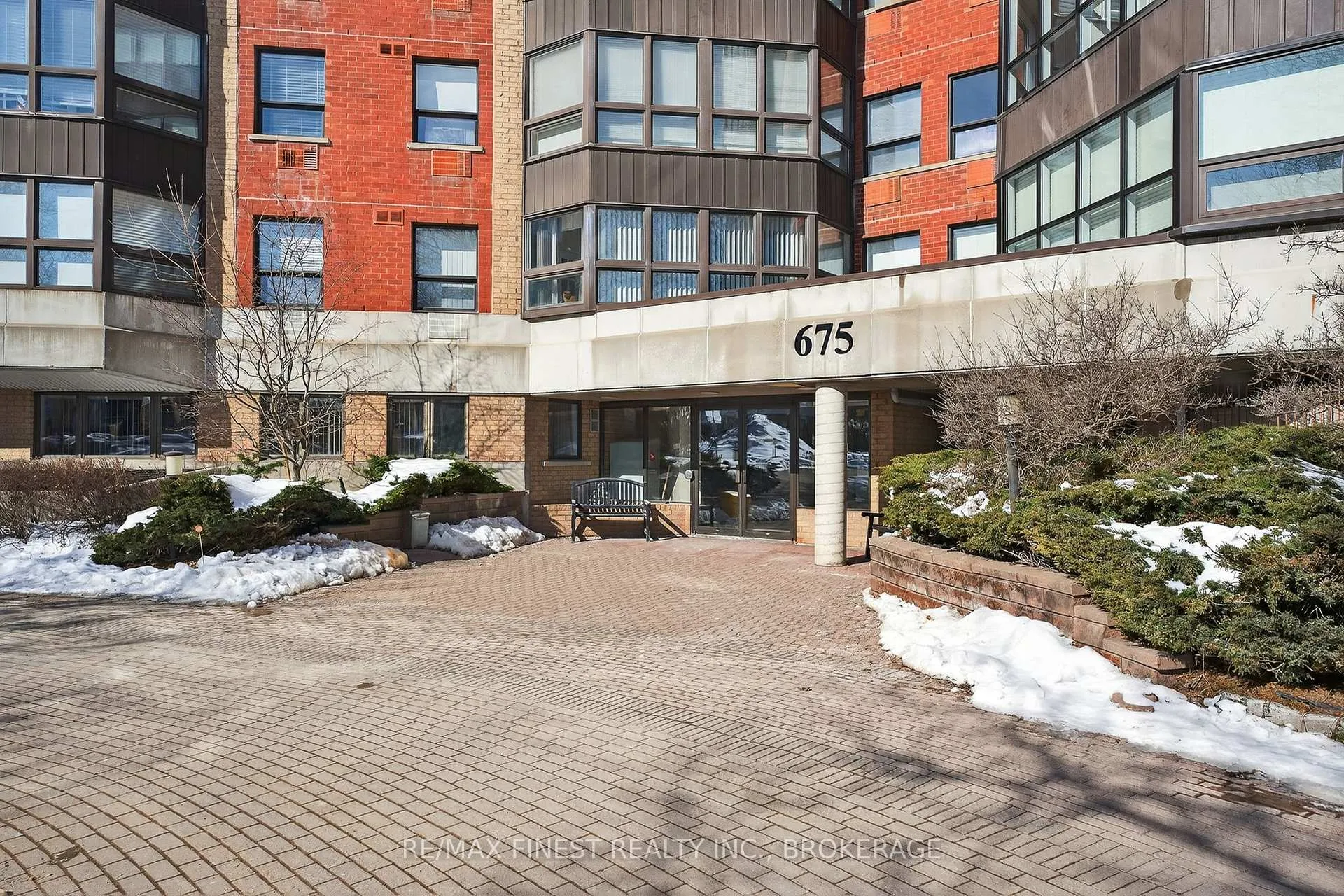 Photo 2 of Unit 402, 675 Davis Dr, Kingston, East Gardiners Rd — HOMEH