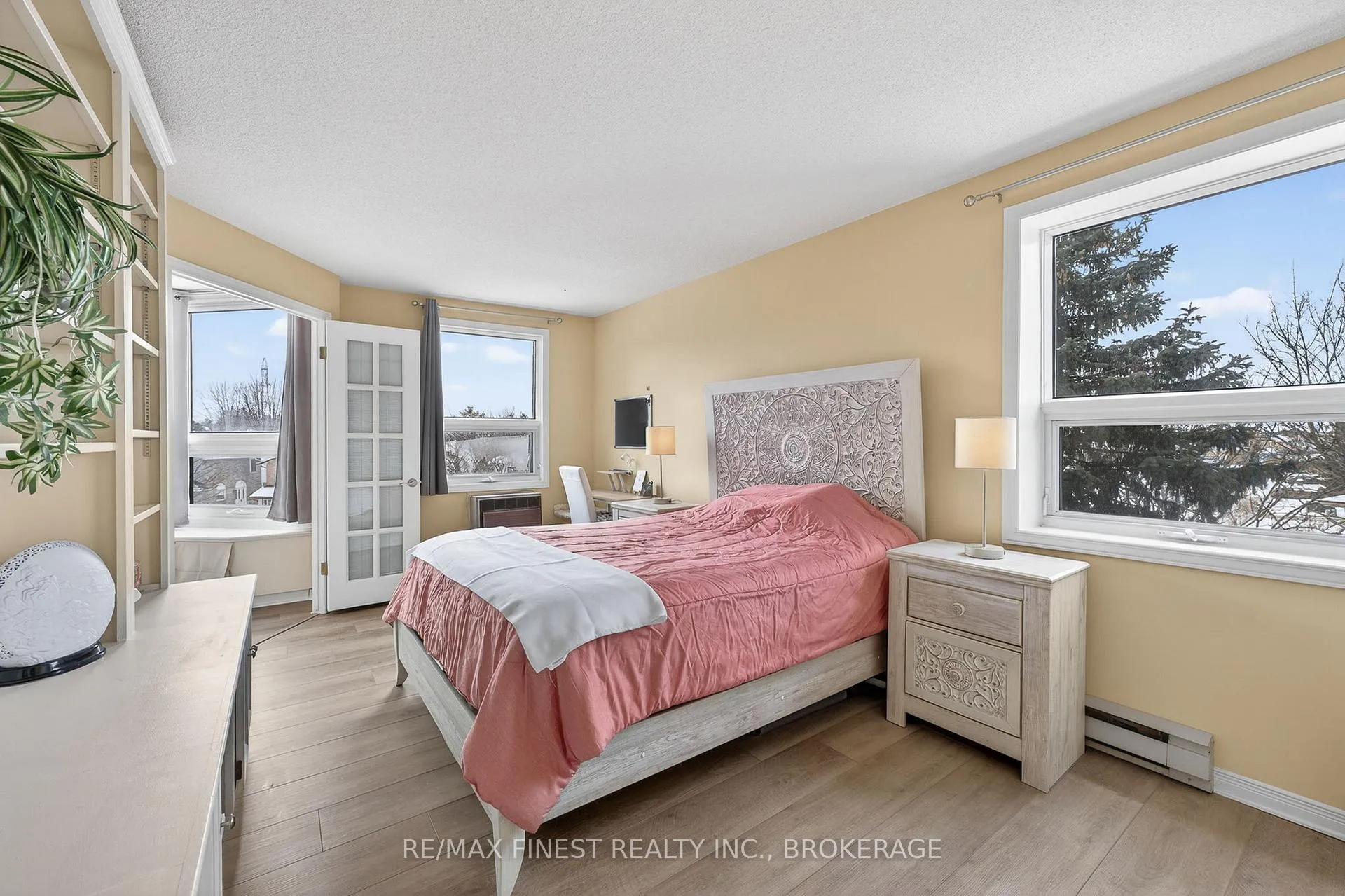 Photo 15 of Unit 402, 675 Davis Dr, Kingston, East Gardiners Rd — HOMEH