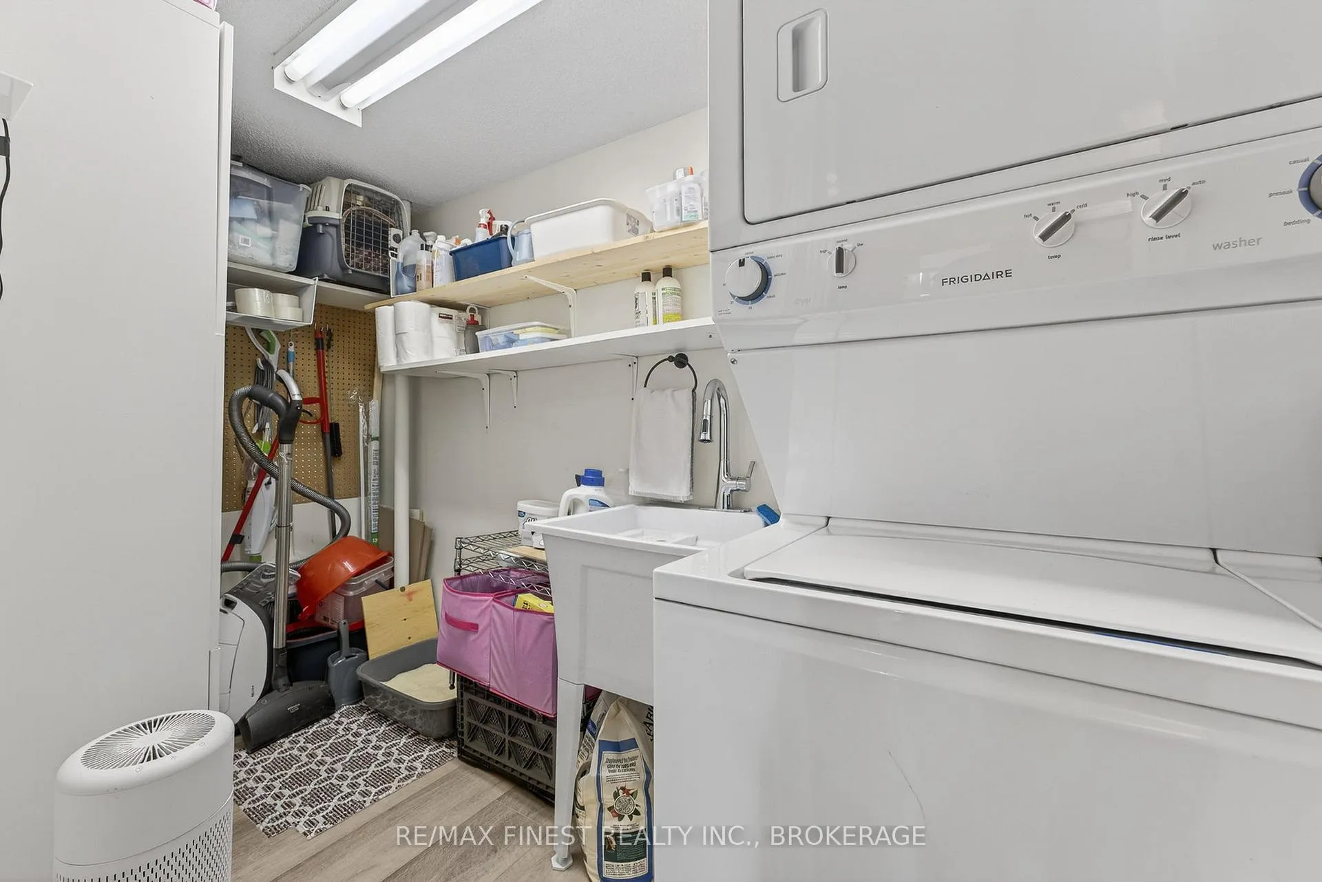 Photo 19 of Unit 402, 675 Davis Dr, Kingston, East Gardiners Rd — HOMEH