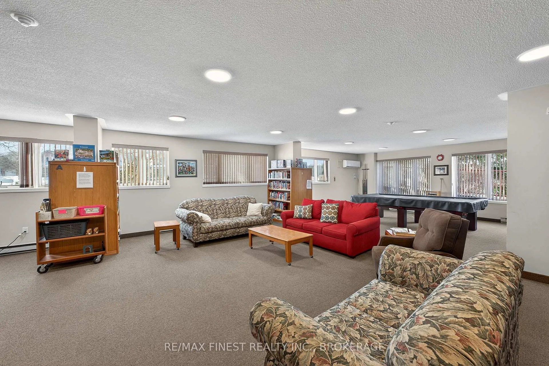 Photo 20 of Unit 402, 675 Davis Dr, Kingston, East Gardiners Rd — HOMEH