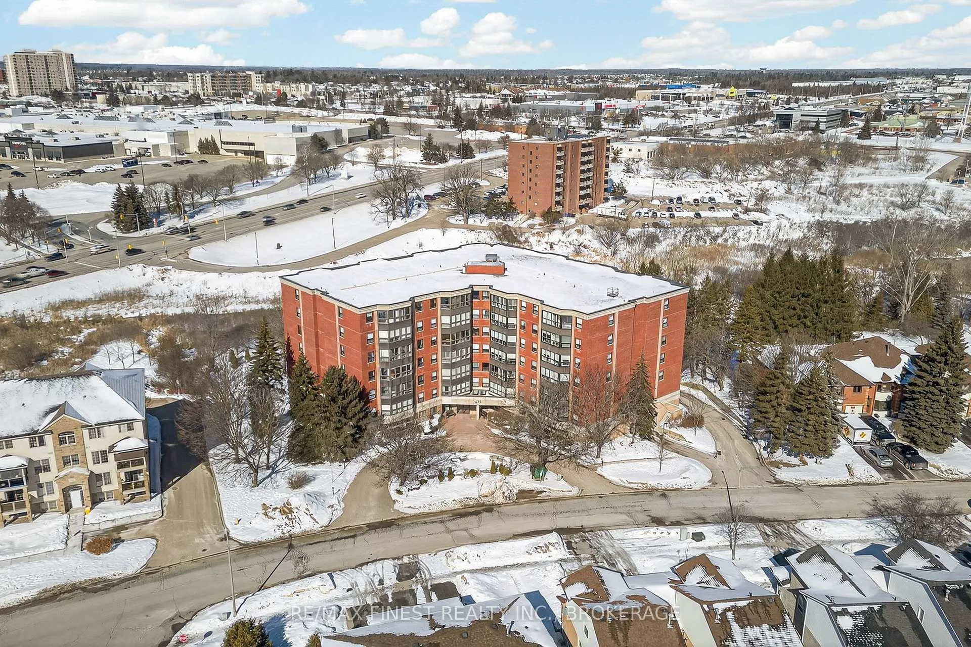 Photo 26 of Unit 402, 675 Davis Dr, Kingston, East Gardiners Rd — HOMEH