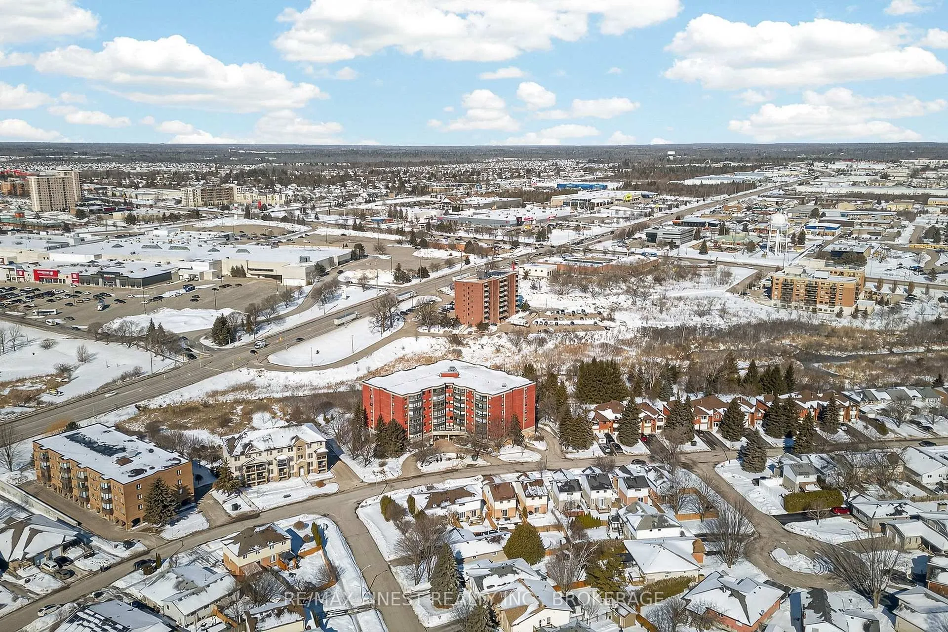 Photo 27 of Unit 402, 675 Davis Dr, Kingston, East Gardiners Rd — HOMEH