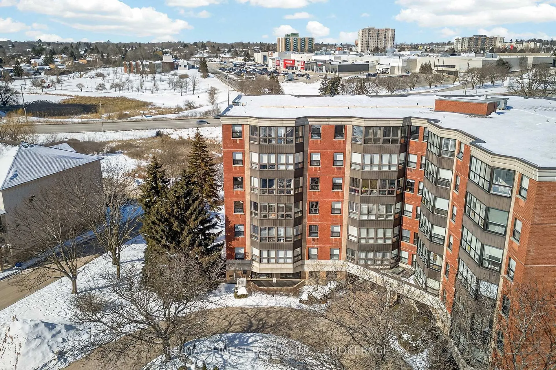 Photo 28 of Unit 402, 675 Davis Dr, Kingston, East Gardiners Rd — HOMEH