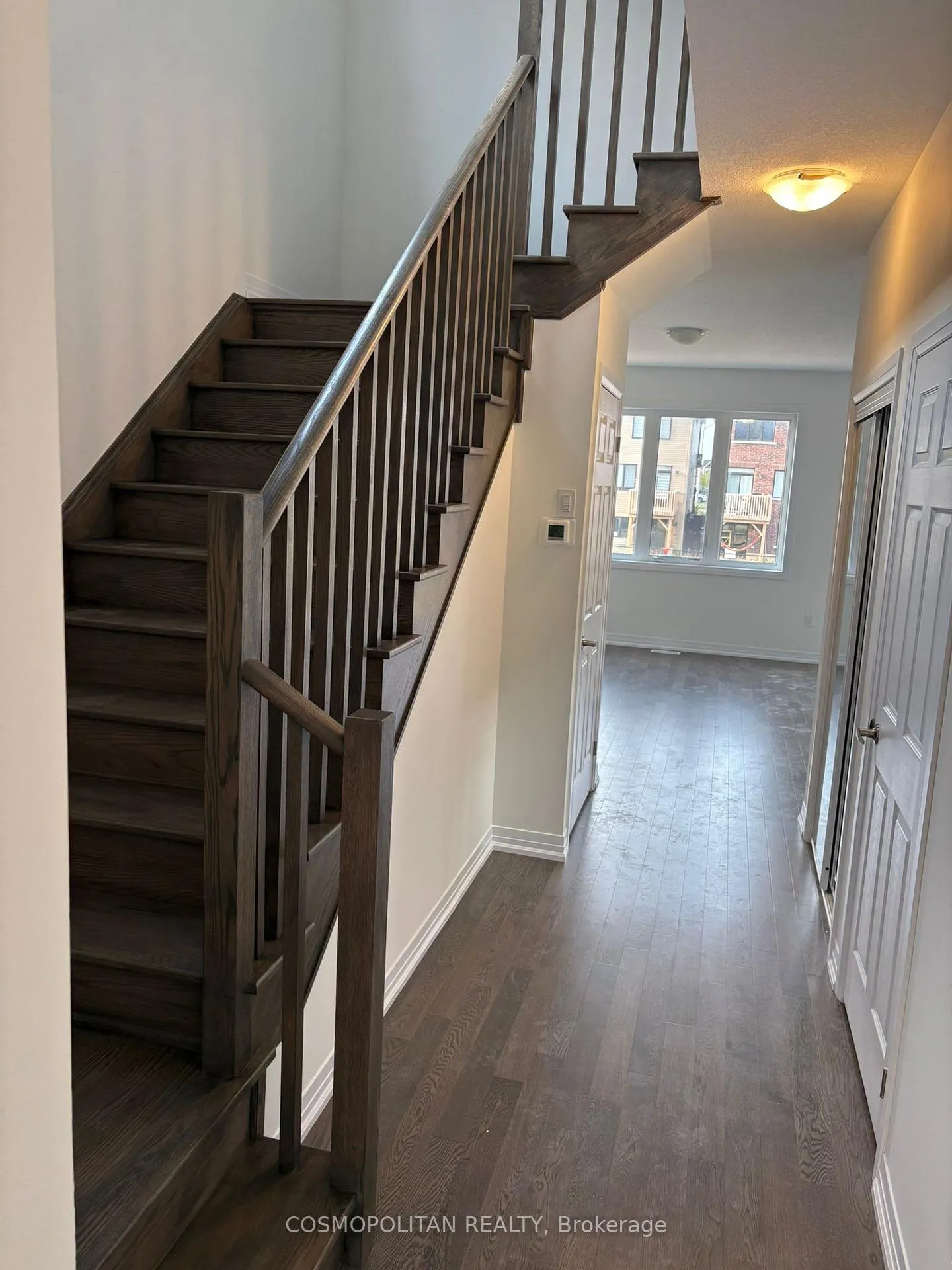 Photo 3 of 35 Cresthaven Heights, Thorold, Rolling Meadows — HOMEH