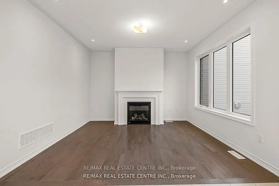 Photo 11 of 472 Black Cherry Crescent, Shelburne — HOMEH