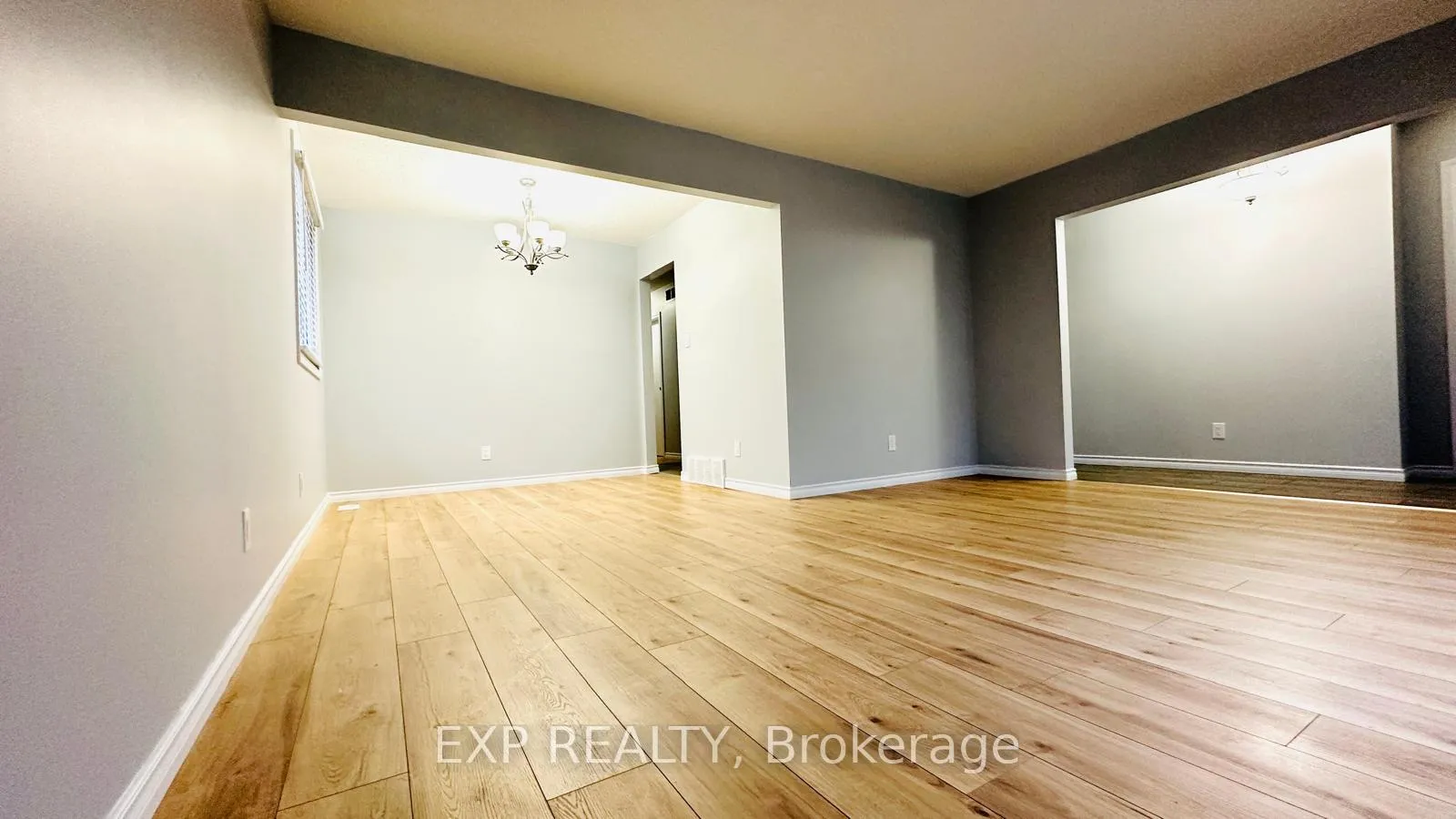 Photo 6 of 111 Scenic Wood Crescent, Kitchener — HOMEH
