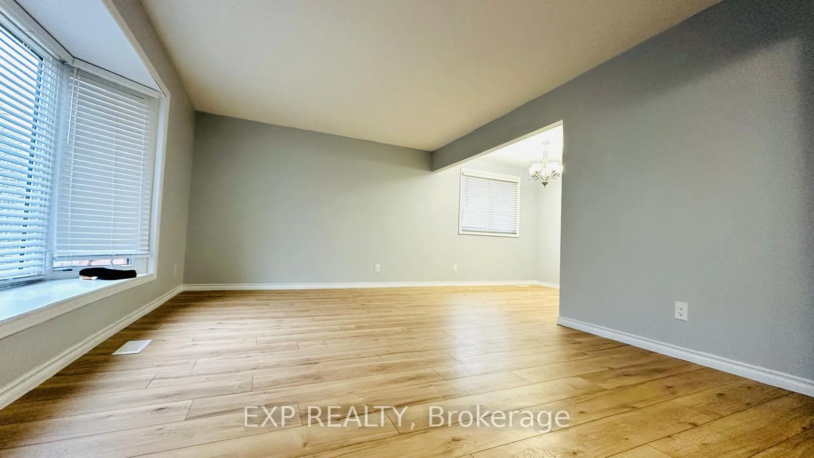 Photo 14 of 111 Scenic Wood Crescent, Kitchener — HOMEH