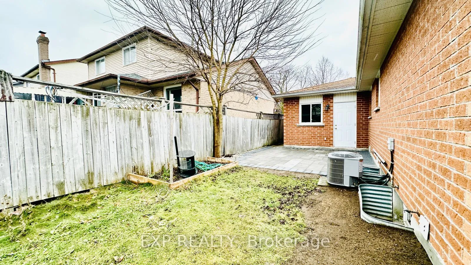 Photo 18 of 111 Scenic Wood Crescent, Kitchener — HOMEH