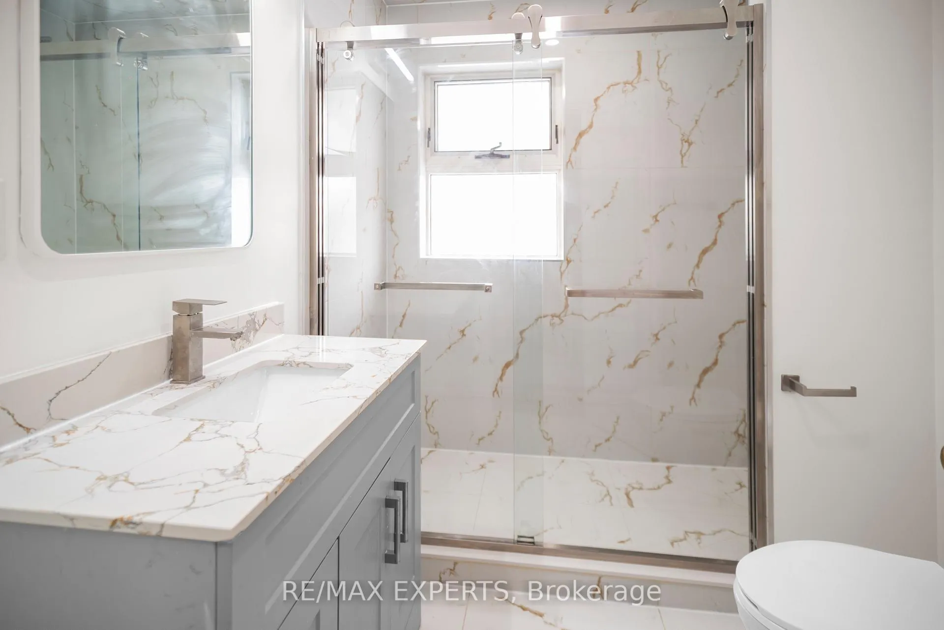 Photo 9 of Unit Main, 30 Gosling Road, Vaughan, Maple — HOMEH
