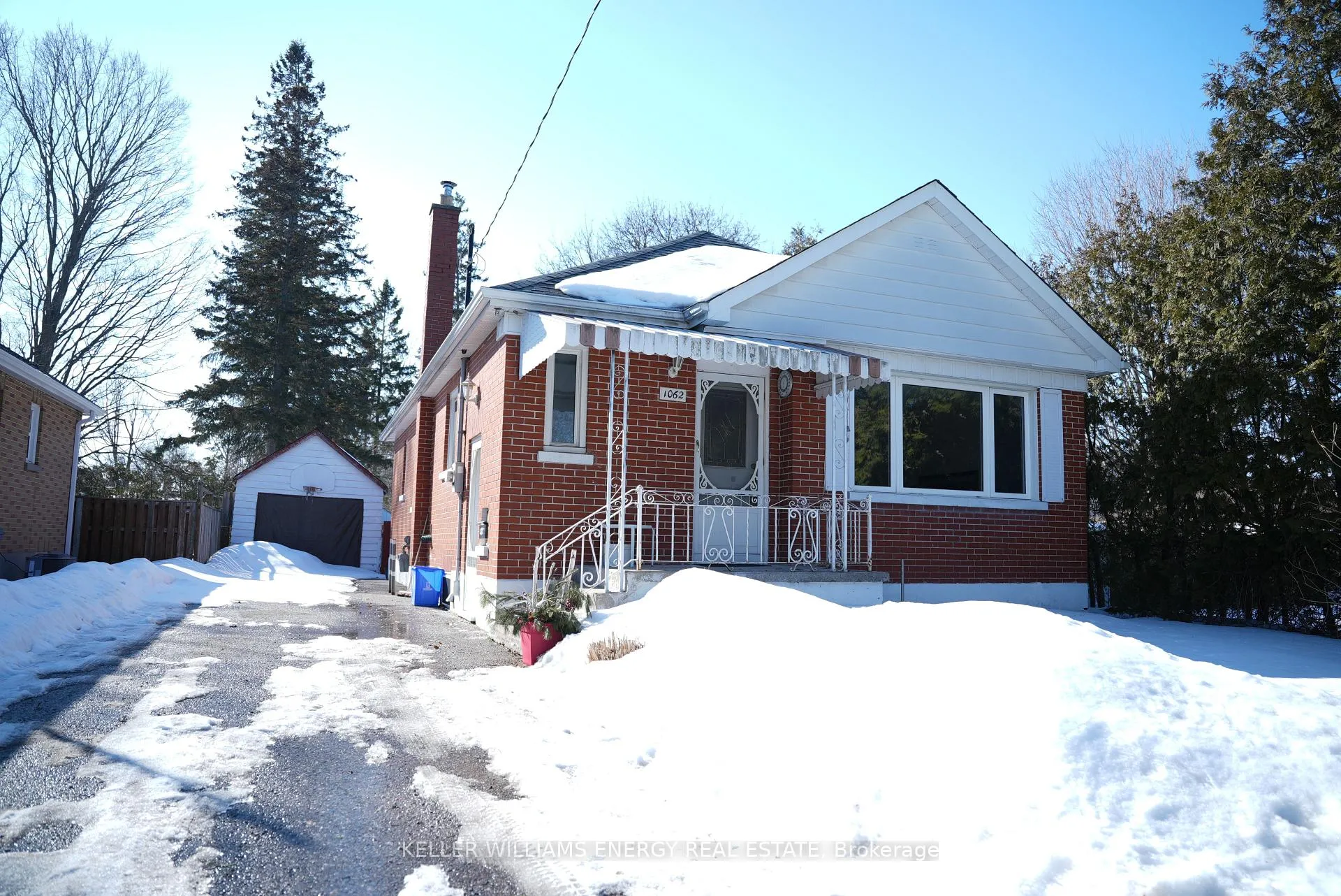 Photo 1 of 1062 Hortop St, Oshawa, Centennial — HOMEH