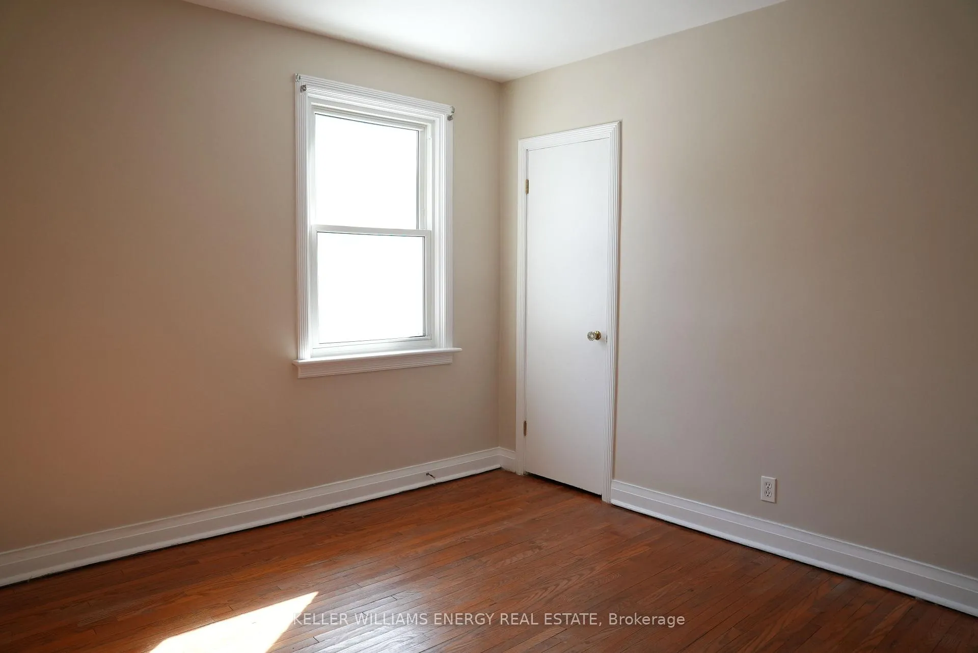 Photo 11 of 1062 Hortop St, Oshawa, Centennial — HOMEH