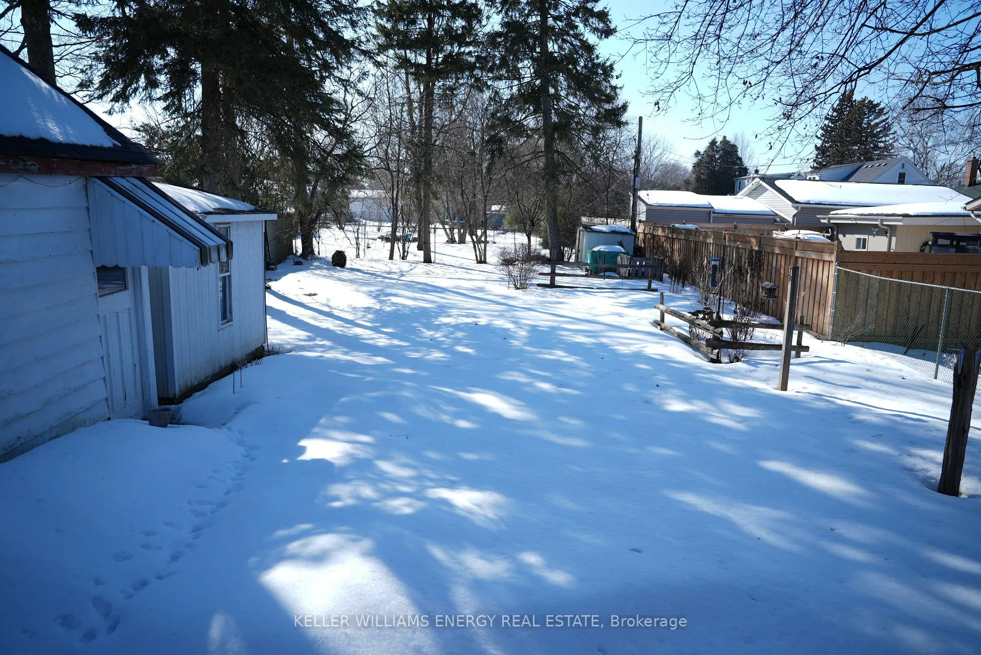 Photo 24 of 1062 Hortop St, Oshawa, Centennial — HOMEH
