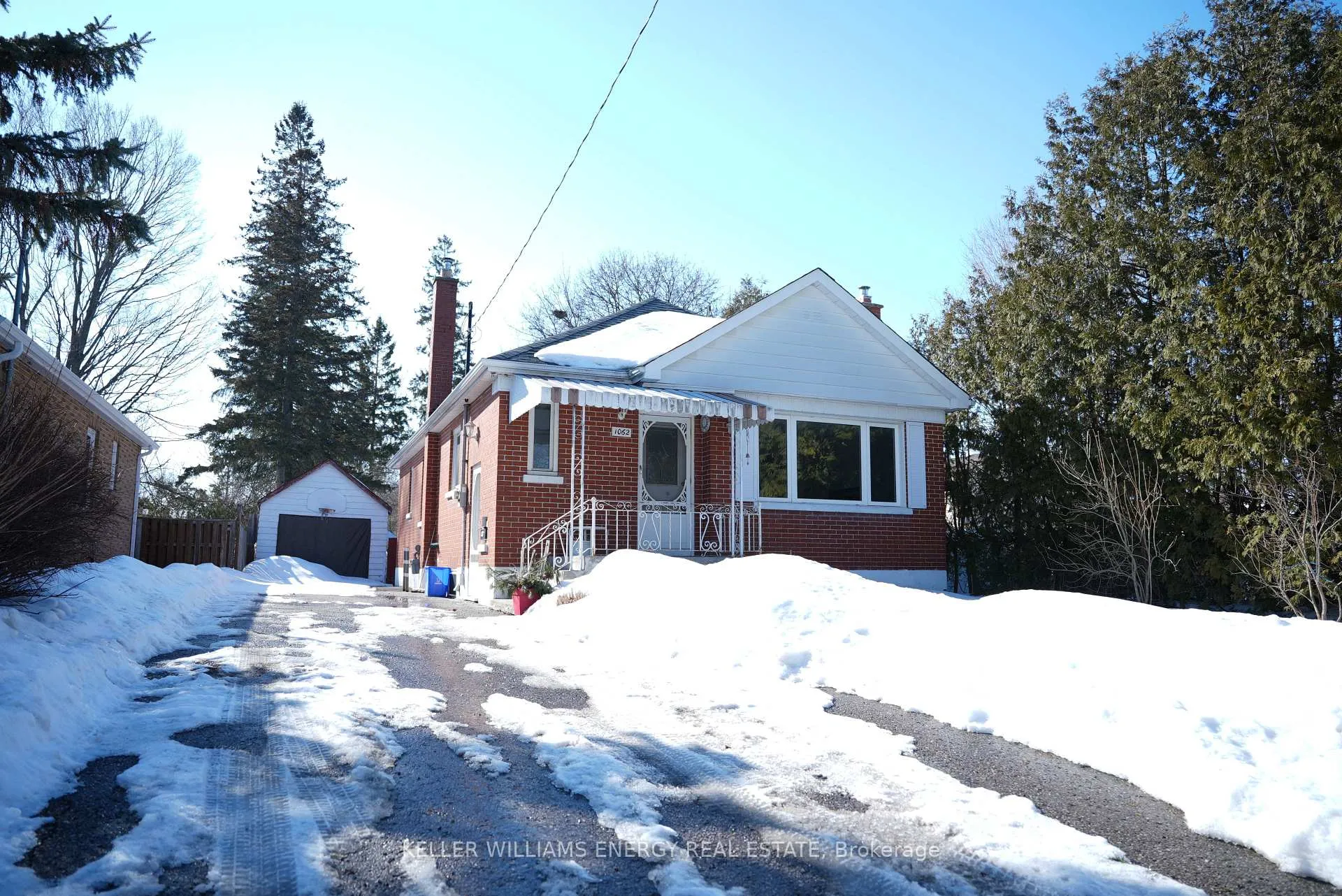 Photo 27 of 1062 Hortop St, Oshawa, Centennial — HOMEH
