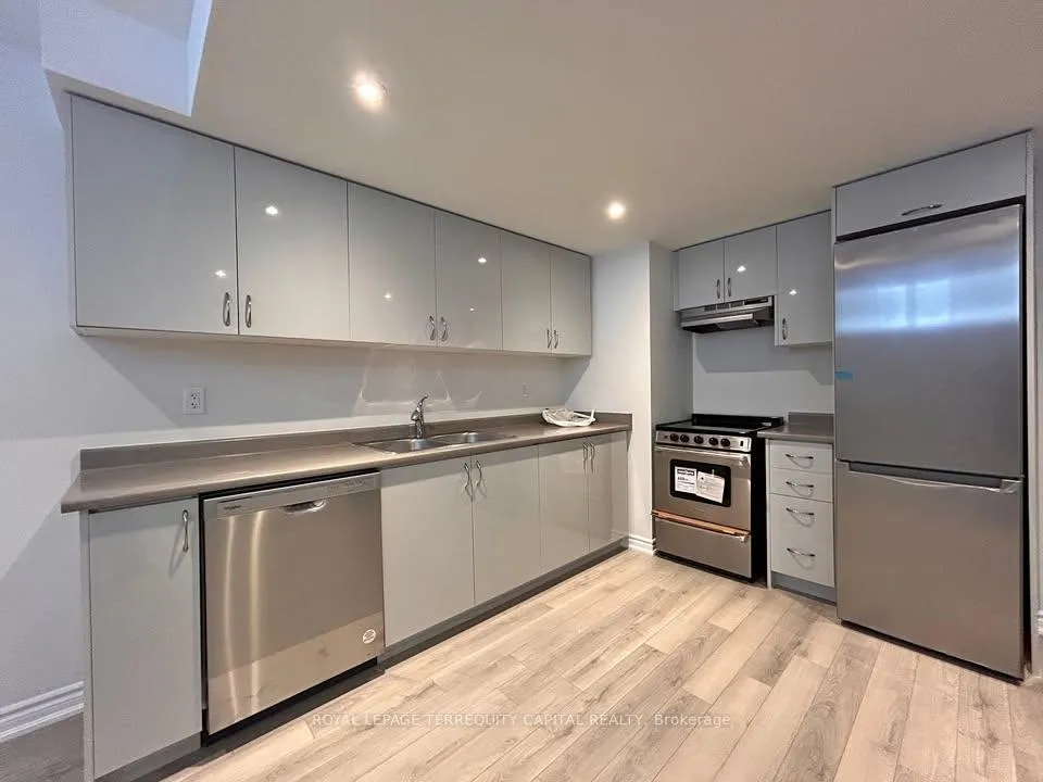 Photo 11 of Unit Lower, 38 Prudhoe Terrace, Barrie, Rural Barrie Southeast — HOMEH