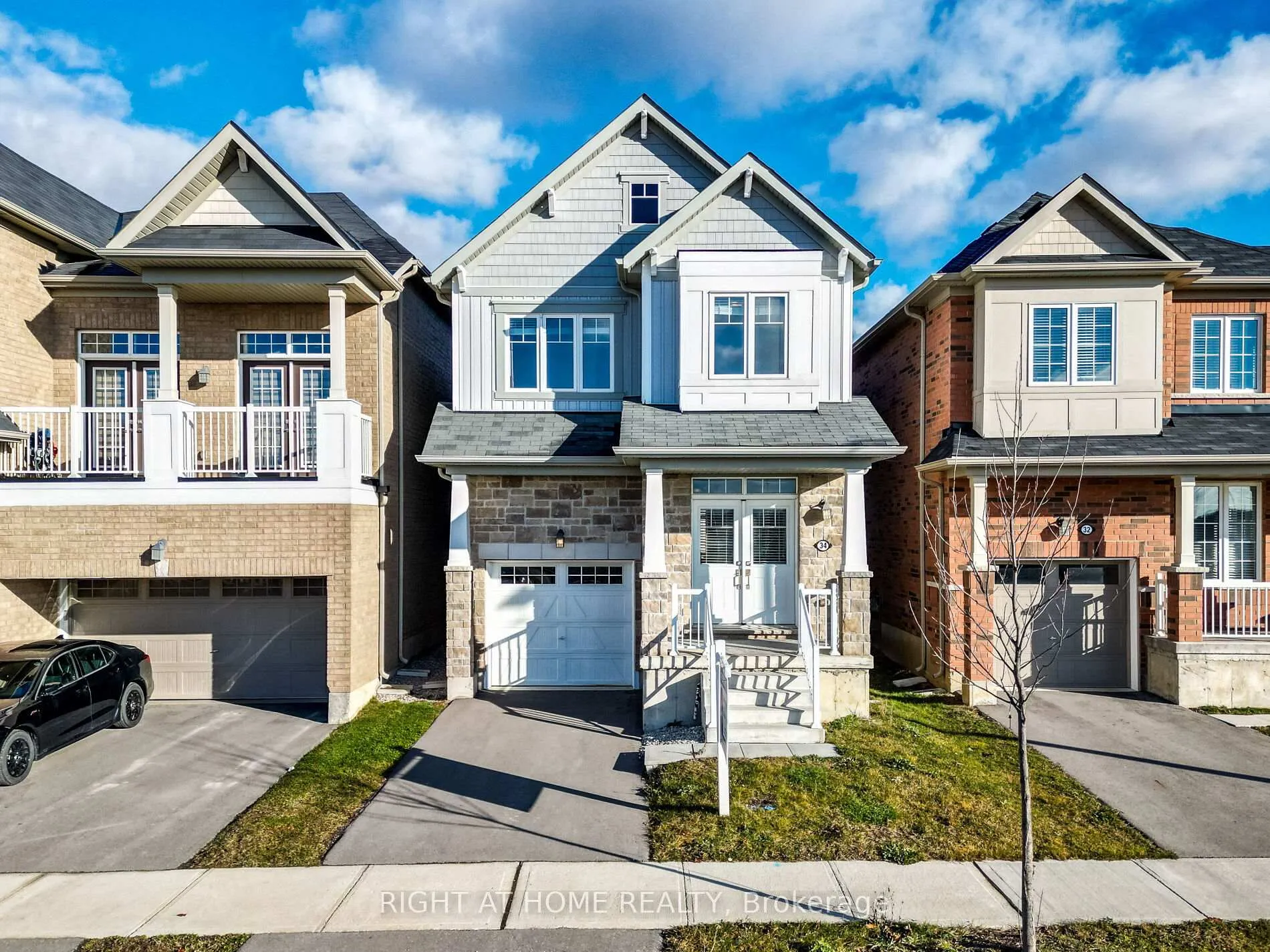 Photo 1 of 34 MacLachlan Avenue, Haldimand — HOMEH