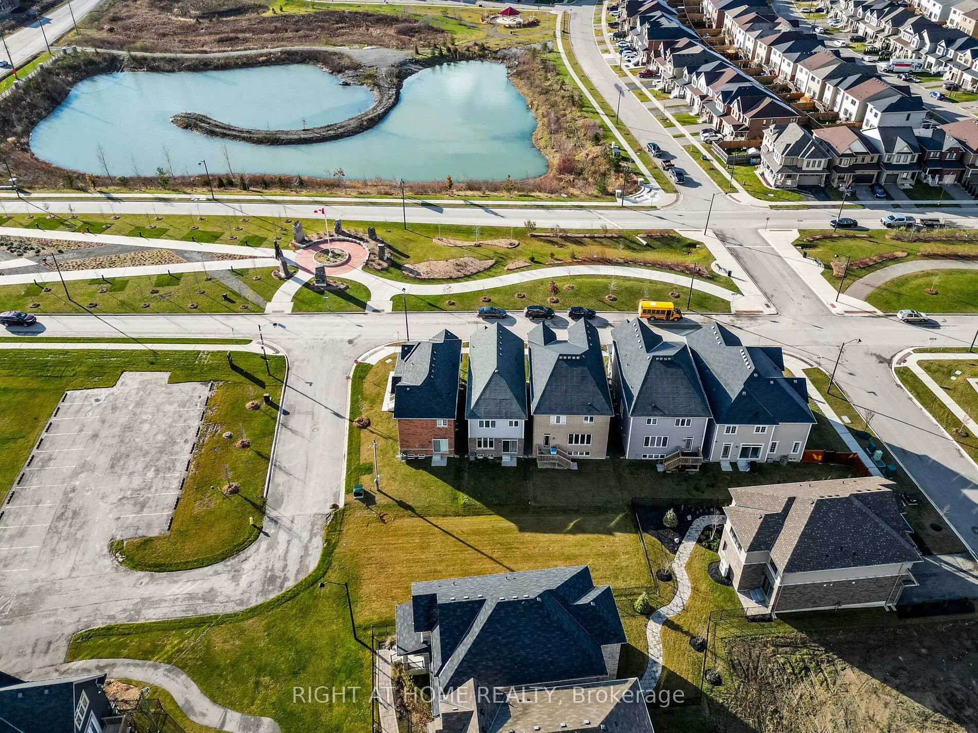 Photo 37 of 34 MacLachlan Avenue, Haldimand — HOMEH