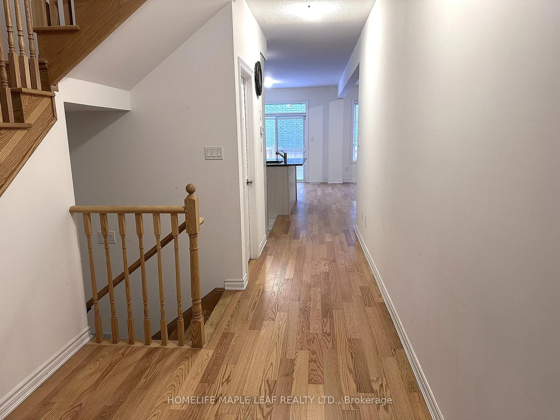 Photo 3 of 19 Waterfront Crescent, Whitby, Port Whitby — HOMEH