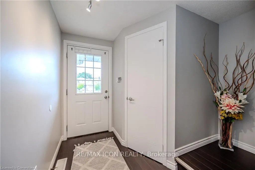 Photo 3 of 395 Downsview Place, Waterloo — HOMEH