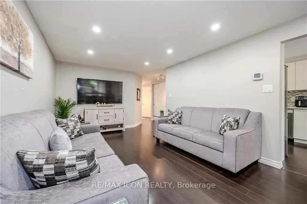 Photo 7 of 395 Downsview Place, Waterloo — HOMEH