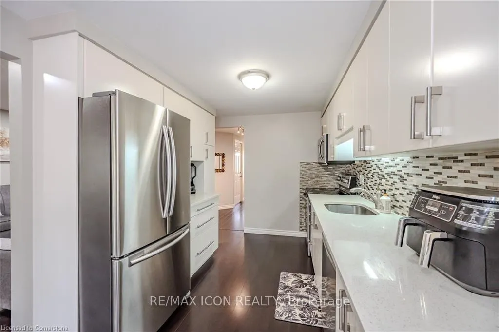 Photo 11 of 395 Downsview Place, Waterloo — HOMEH