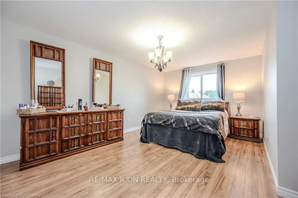Photo 21 of 395 Downsview Place, Waterloo — HOMEH