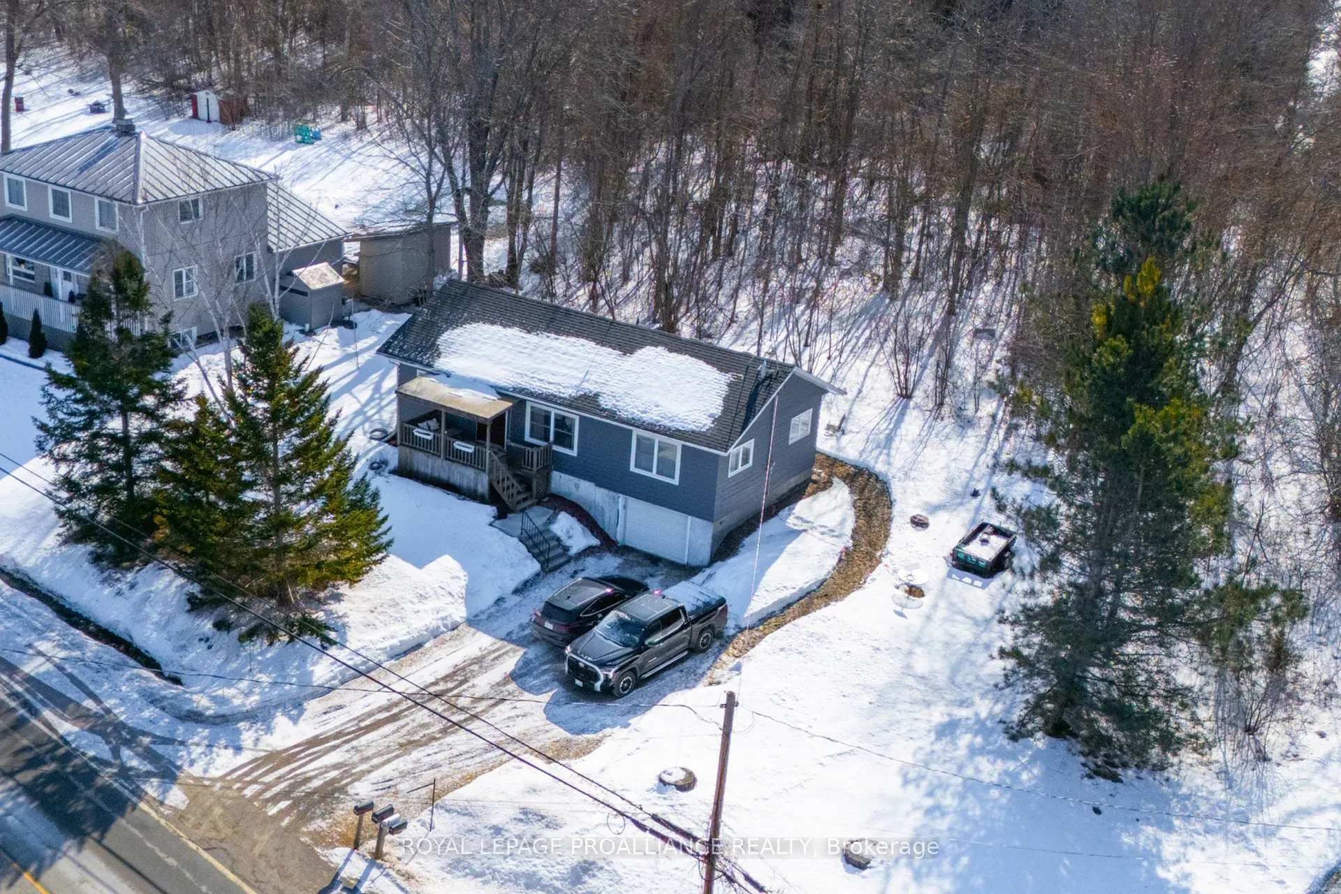 Photo 2 of 1455 County Road 3, Prince Edward County, Ameliasburg Ward — HOMEH