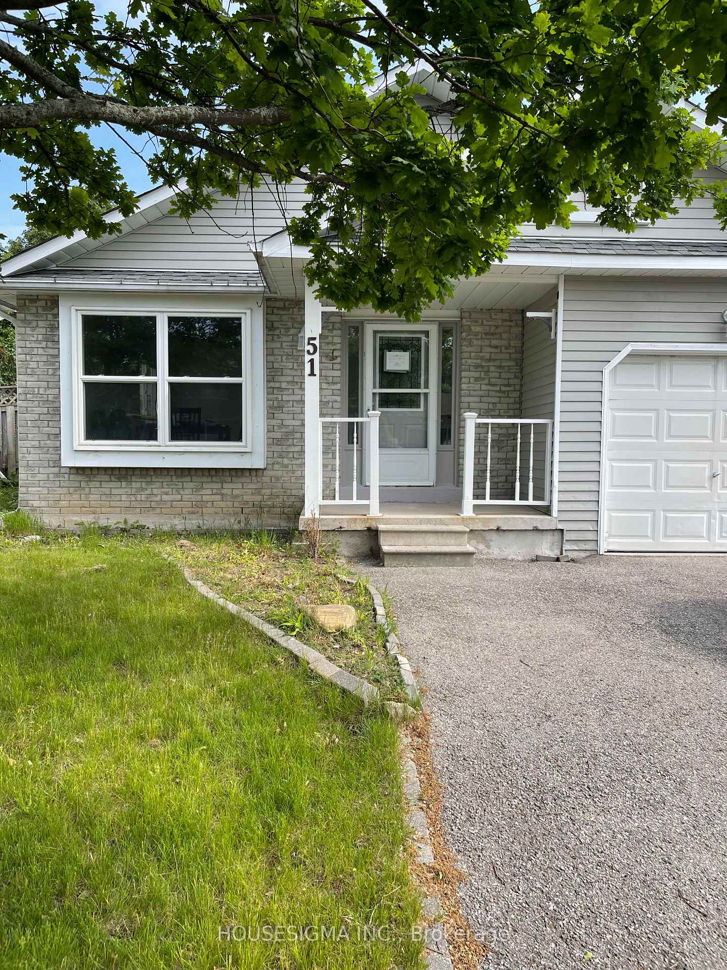 Front of Unit UPPER, 51 Gosney Crescent