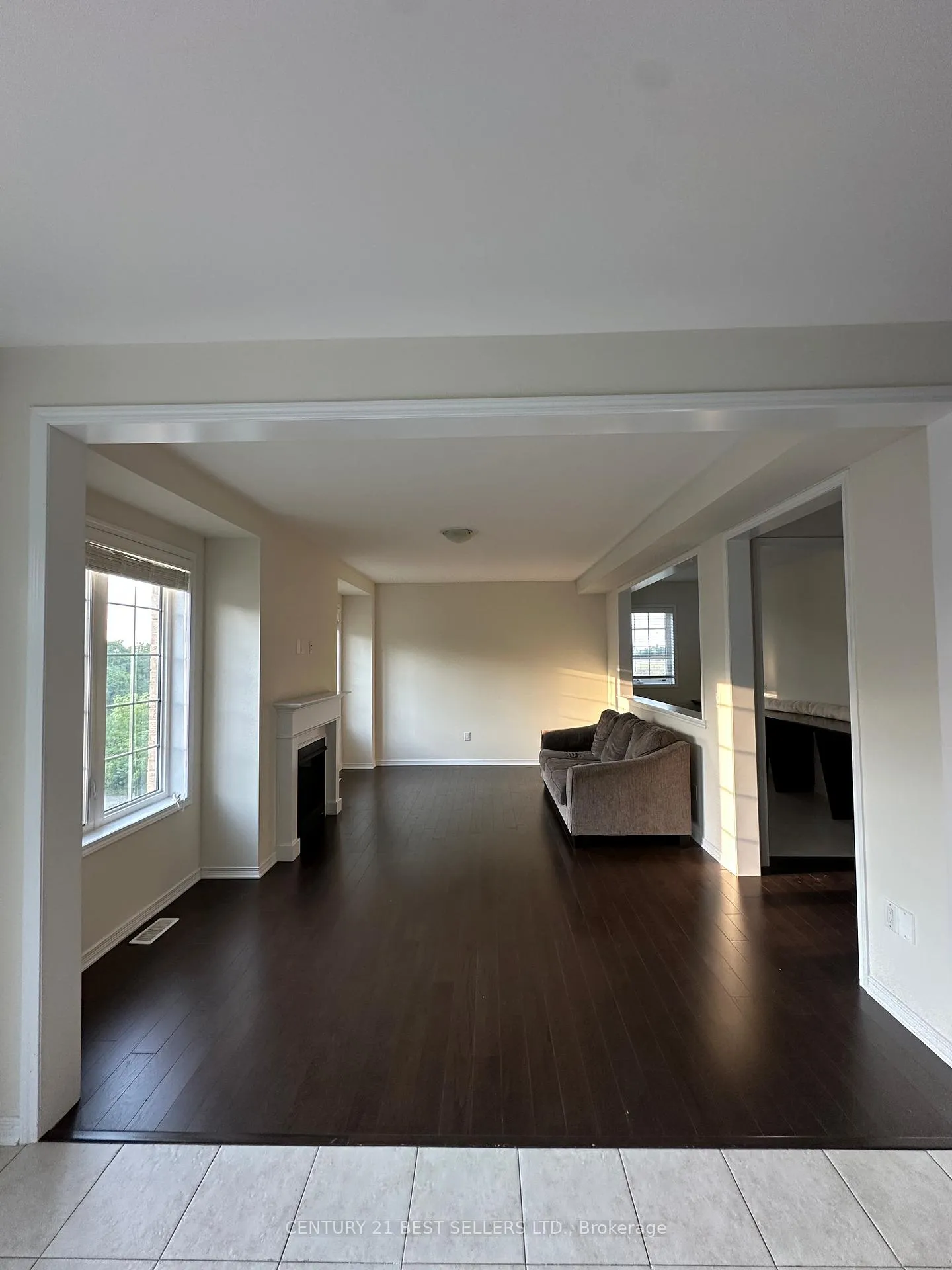 Photo 6 of 1 Fleming Crescent, Haldimand — HOMEH
