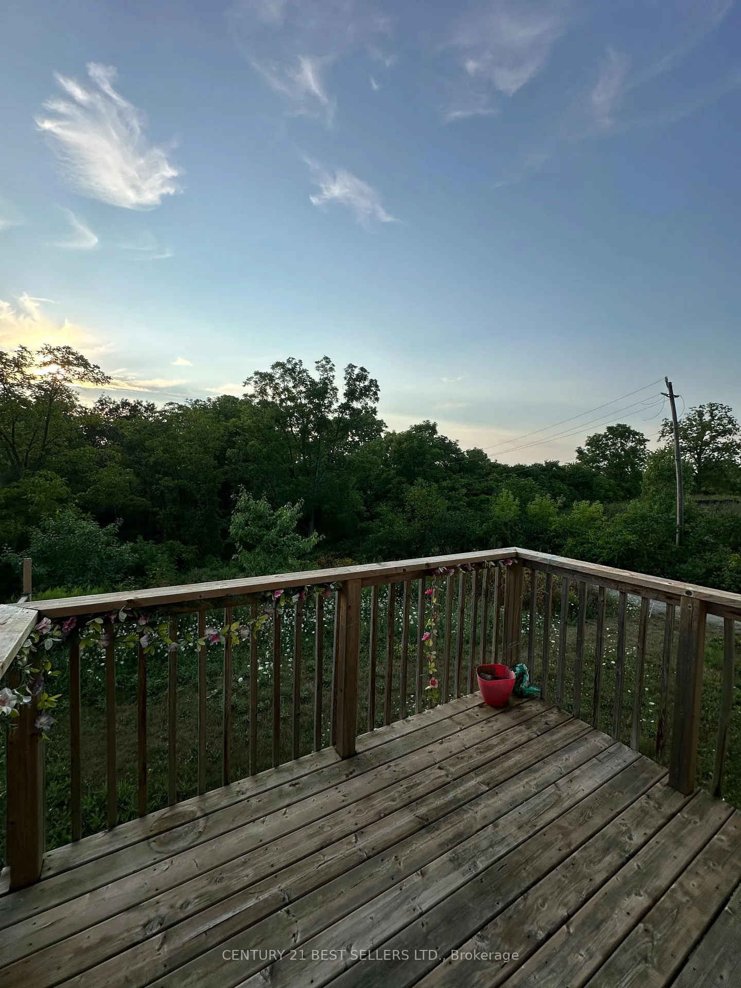 Photo 11 of 1 Fleming Crescent, Haldimand — HOMEH