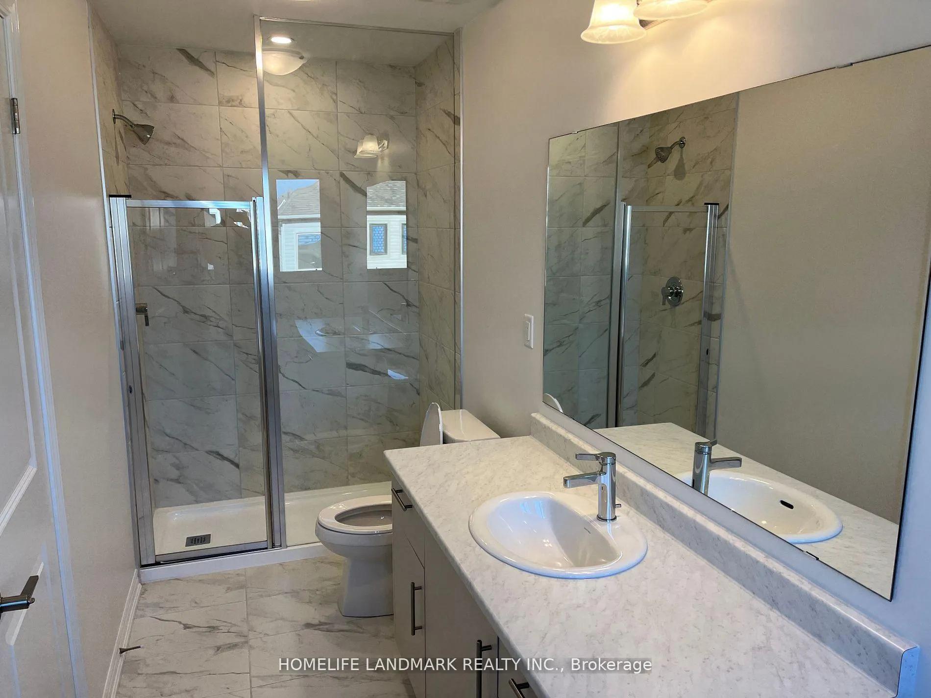 Photo 10 of 85 Phoenix Boulevard, Barrie, Rural Barrie Southeast — HOMEH
