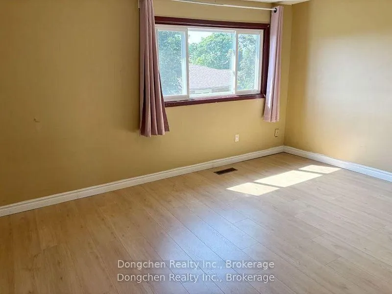 Photo 23 of 145 Risebrough Circuit, Markham, Milliken Mills West — HOMEH