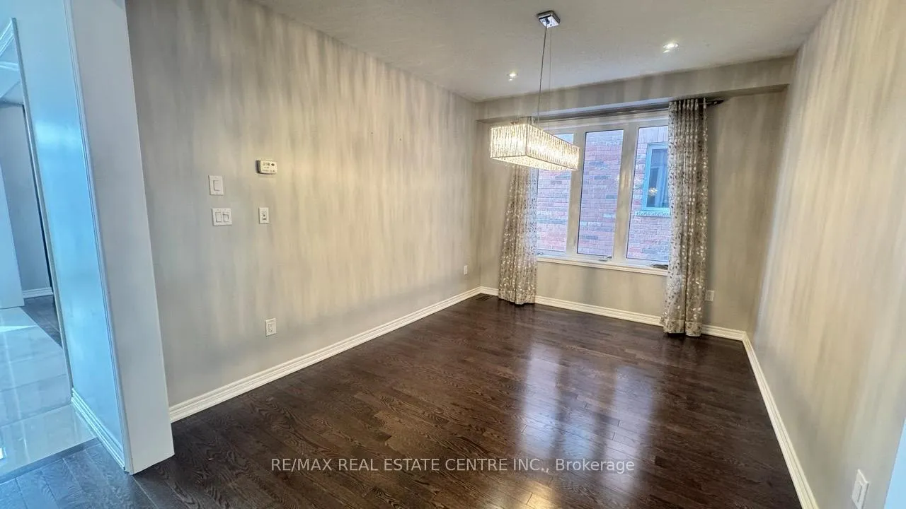 Photo 6 of Unit Main, 96 Antibes Drive, Brampton, Credit Valley — HOMEH