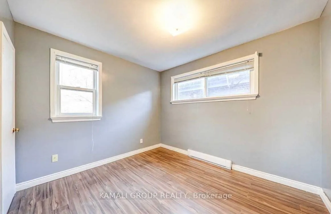 Photo 5 of Unit Main, 380 Phillip Murray Avenue, Oshawa, Lakeview — HOMEH