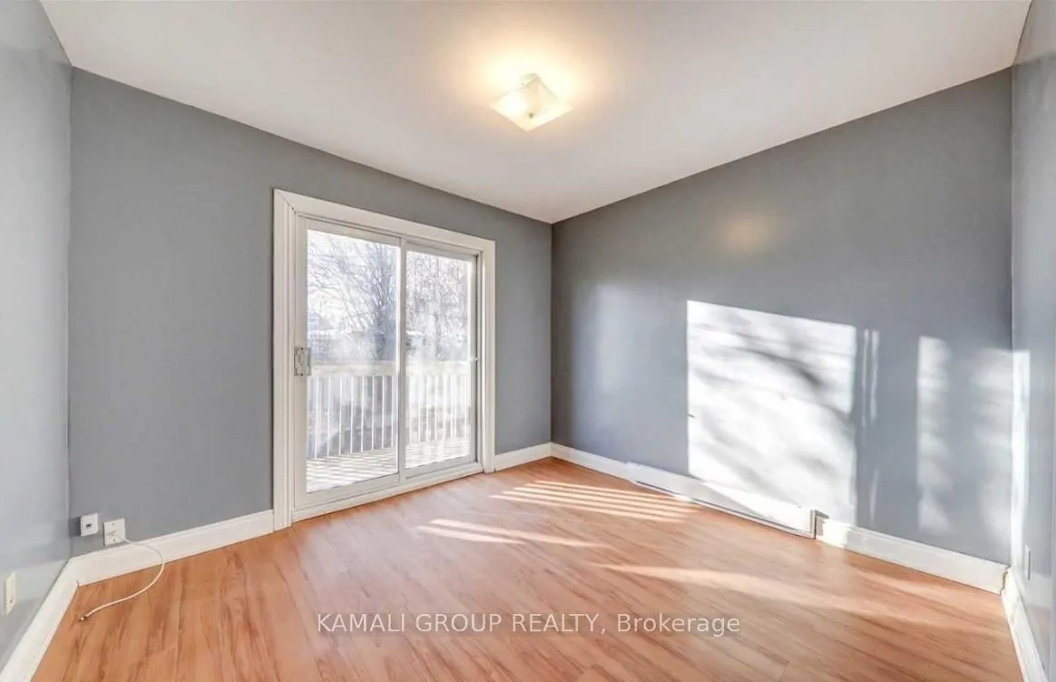 Photo 7 of Unit Main, 380 Phillip Murray Avenue, Oshawa, Lakeview — HOMEH