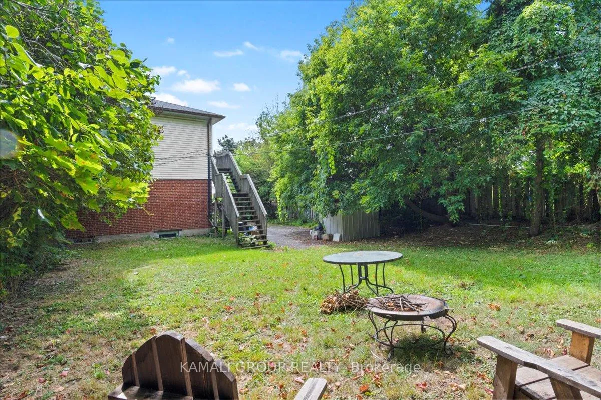 Photo 10 of Unit Main, 380 Phillip Murray Avenue, Oshawa, Lakeview — HOMEH