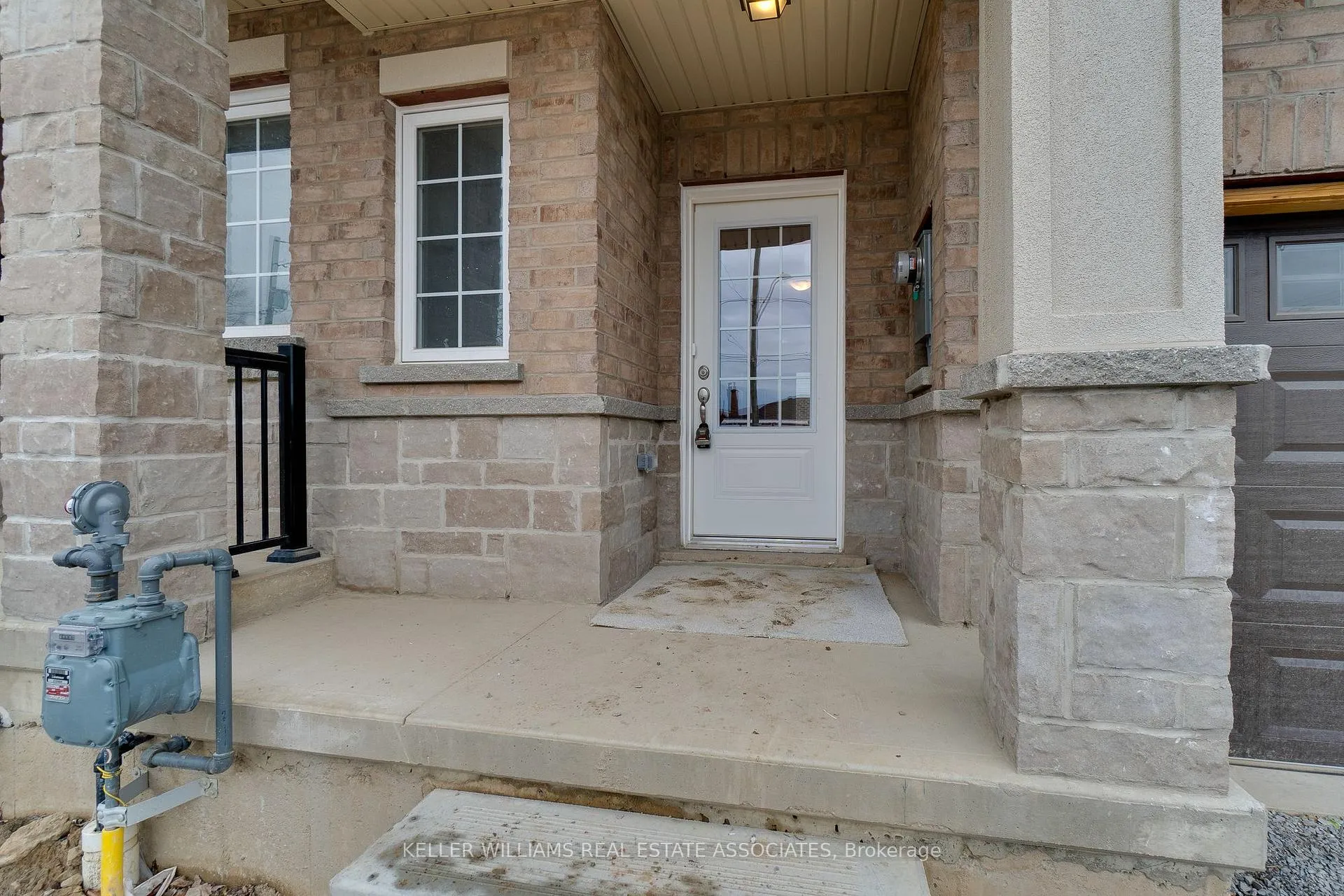 Photo 2 of 6 Jellicoe Court, Hamilton, Hill Park — HOMEH