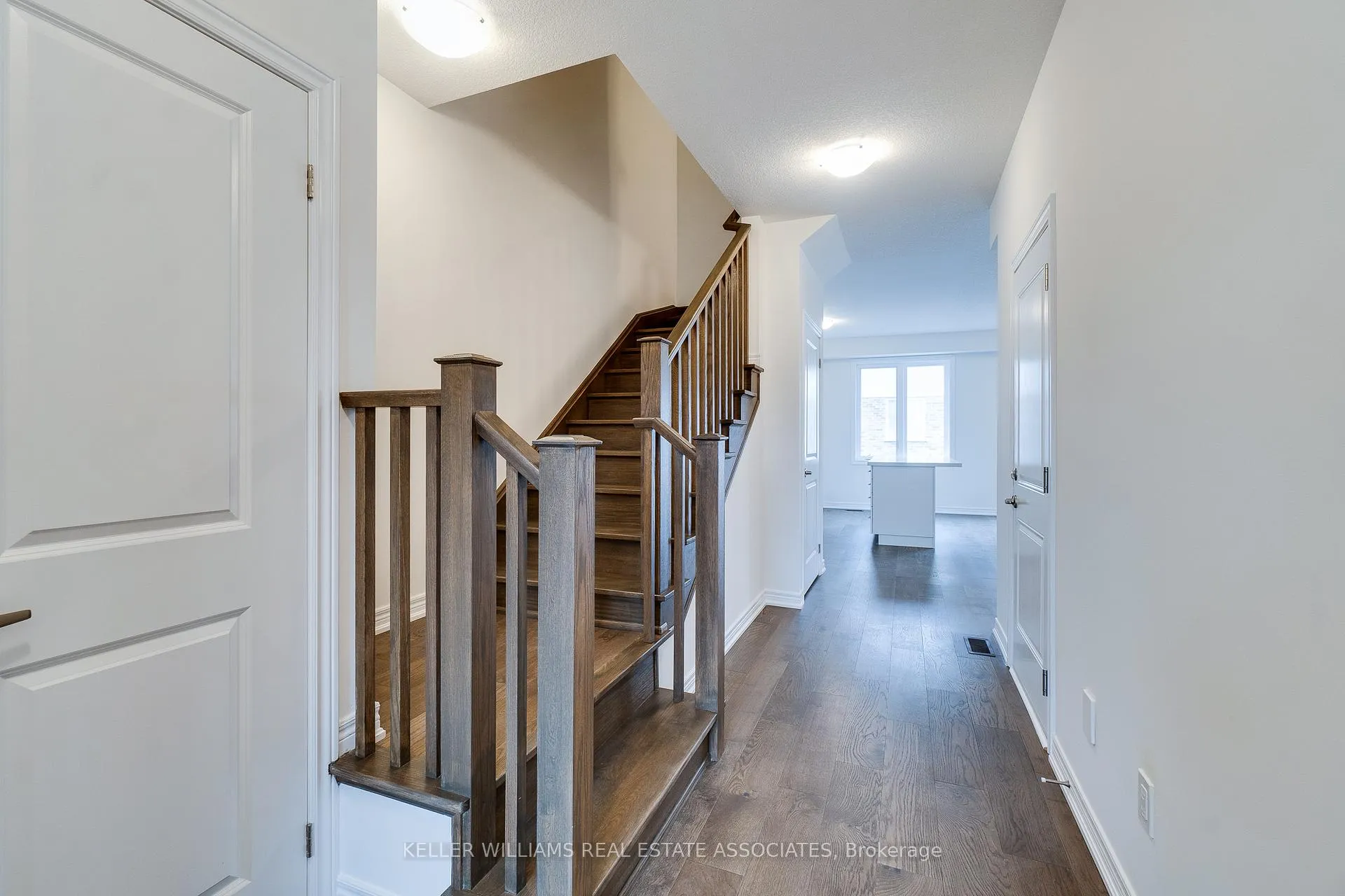 Photo 4 of 6 Jellicoe Court, Hamilton, Hill Park — HOMEH
