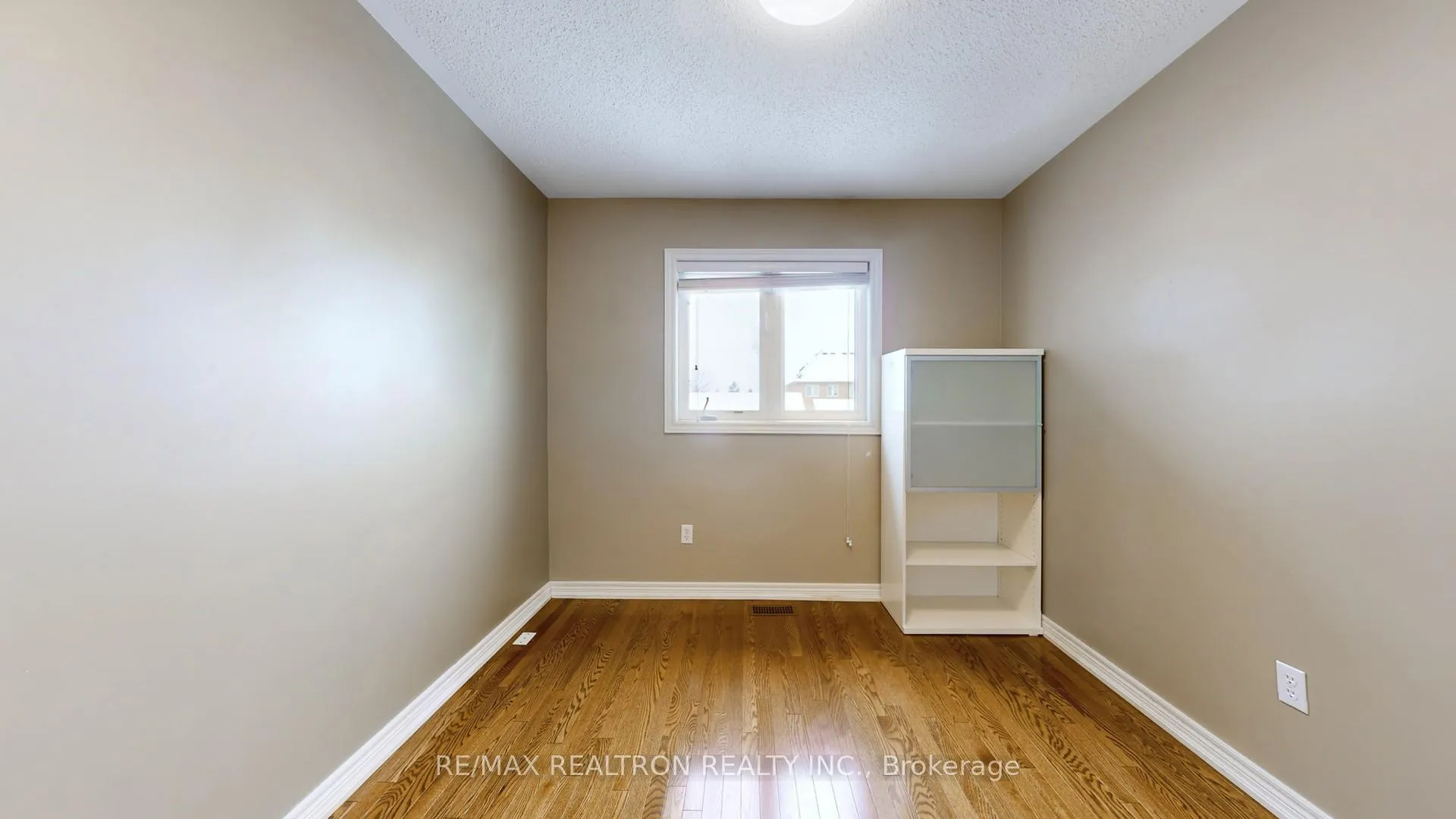 Photo 19 of 1886 Bur Oak Avenue, Markham, Greensborough — HOMEH