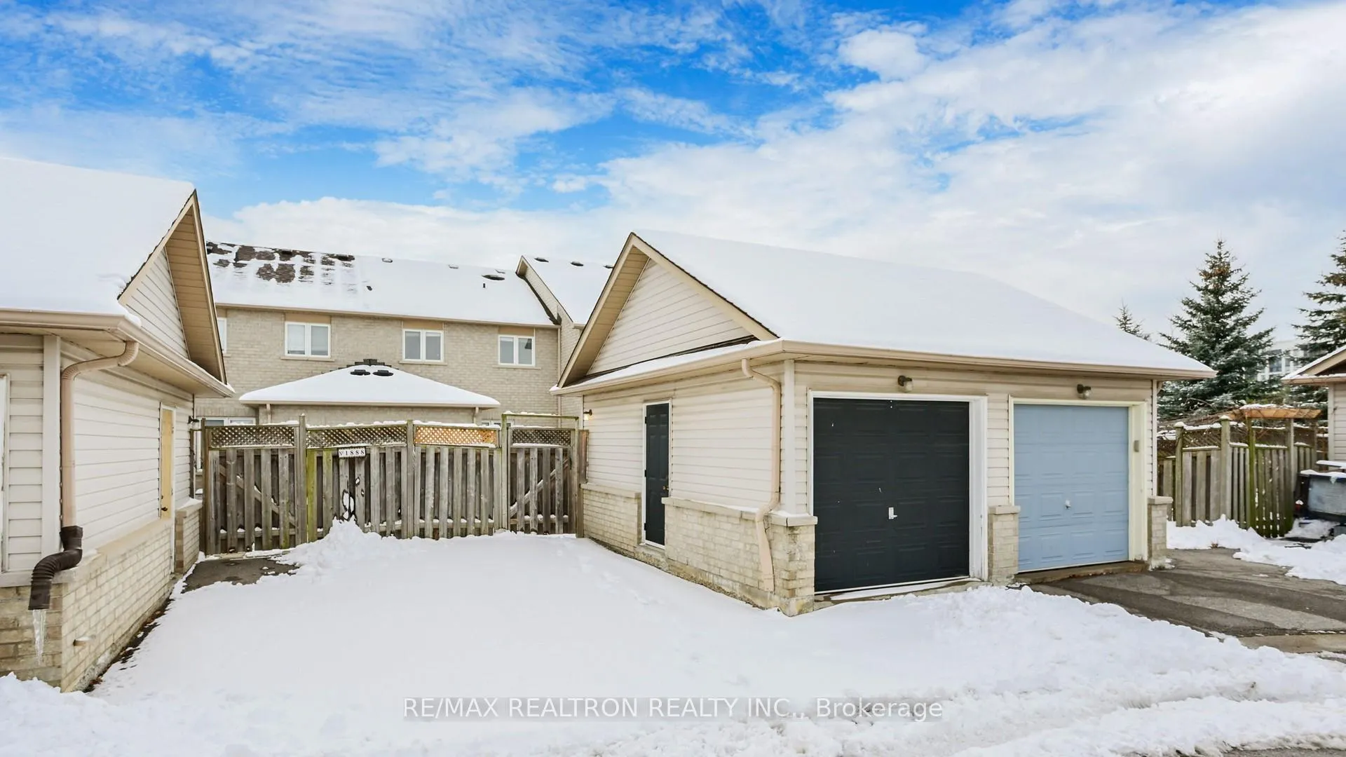 Photo 37 of 1886 Bur Oak Avenue, Markham, Greensborough — HOMEH