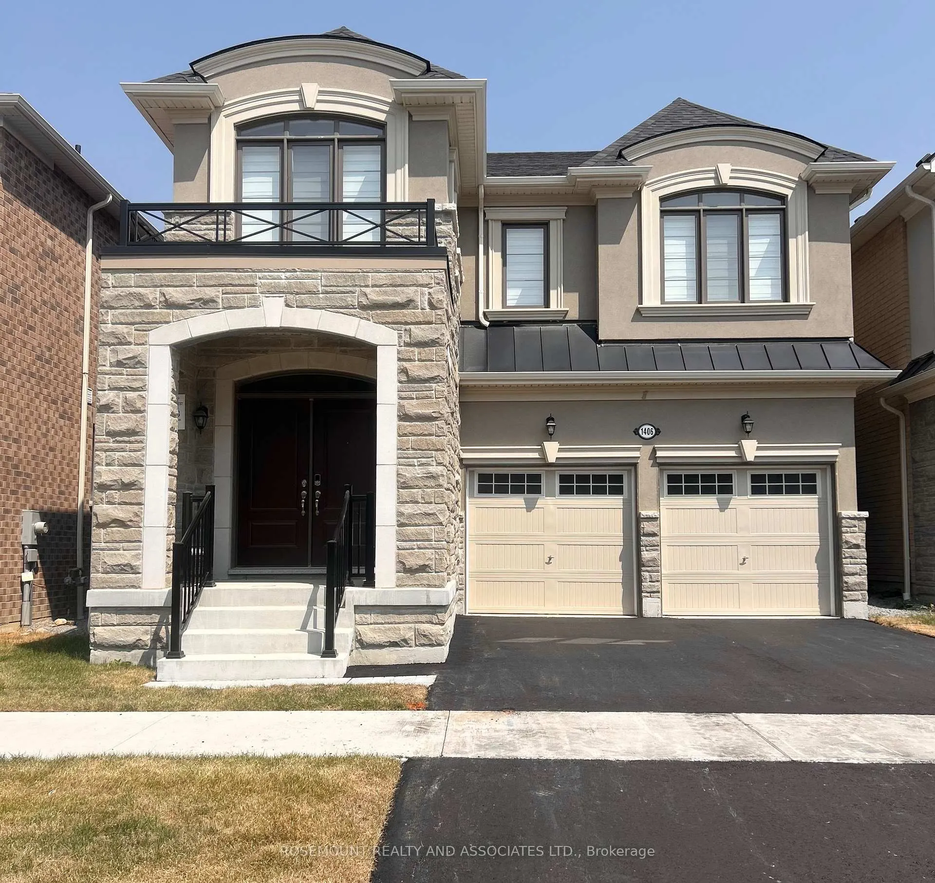 Photo 1 of 1406 Mockingbird Square, Pickering, Rural Pickering — HOMEH