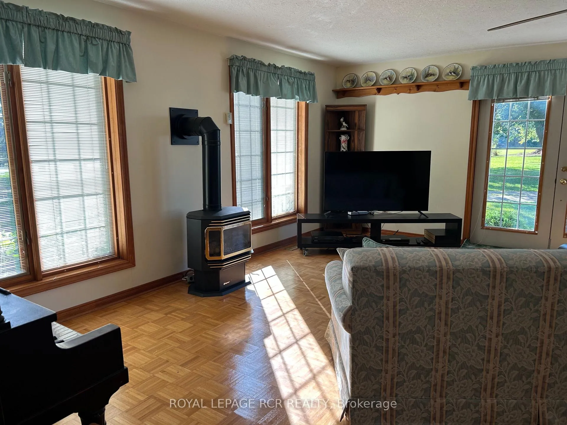 Photo 16 of 713272 1st Line EHS, Mono, Rural Mono — HOMEH