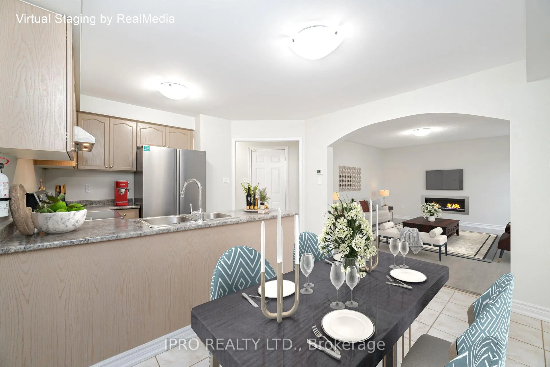 Photo 8 of 357 Edenbrook Hill, Brampton, Fletcher's Meadow — HOMEH