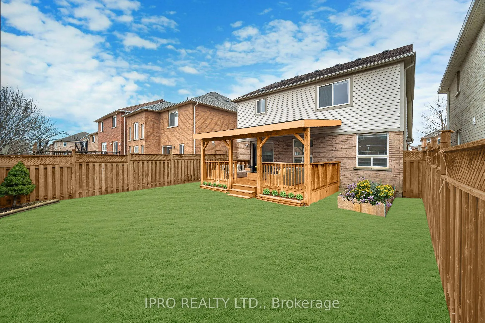 Photo 26 of 357 Edenbrook Hill, Brampton, Fletcher's Meadow — HOMEH